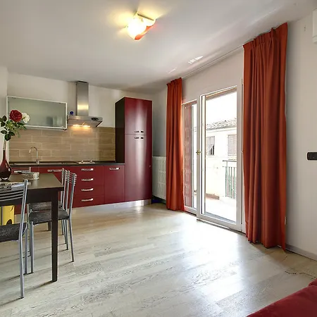 Apartament Casa Per Vacanze Liberta