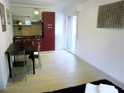 Casa Per Vacanze Liberta Apartament *